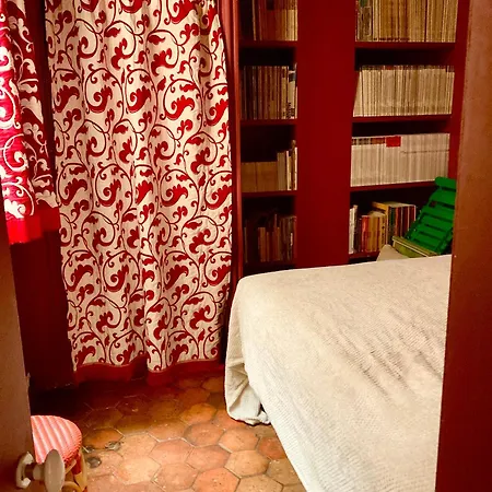 Apartment Bel Ancien Sur Cour Verdoyante Paris